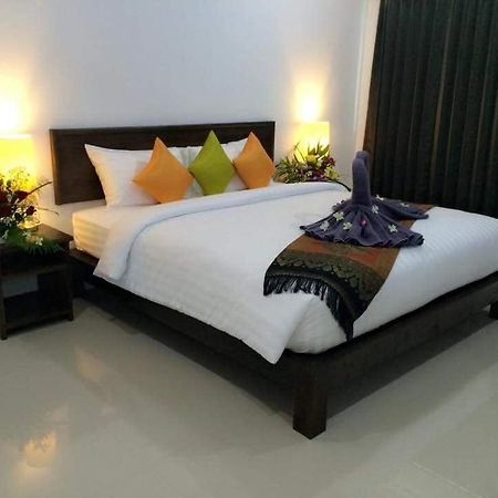 The Seashore Kamala Service Apartment Exterior photo