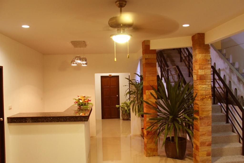 The Seashore Kamala Service Apartment Room photo